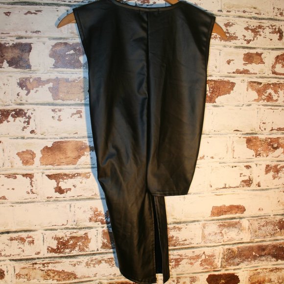 PrettyLittleThing Asymmetrical Faux Leather Tank - Picture 5 of 5